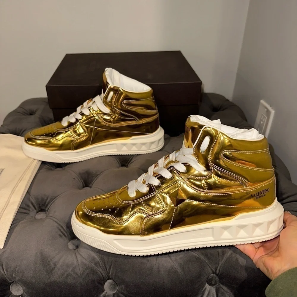 New Size 43 Valentino Garavani Gold Metallic-effect Lace-up Sneakers